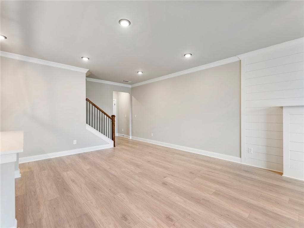 4 bedroom, 3 bathroom, 1,822 sq ft townhouse for sale at 105 Grand Highlands Lane, Winder, GA 30680 — photo 2