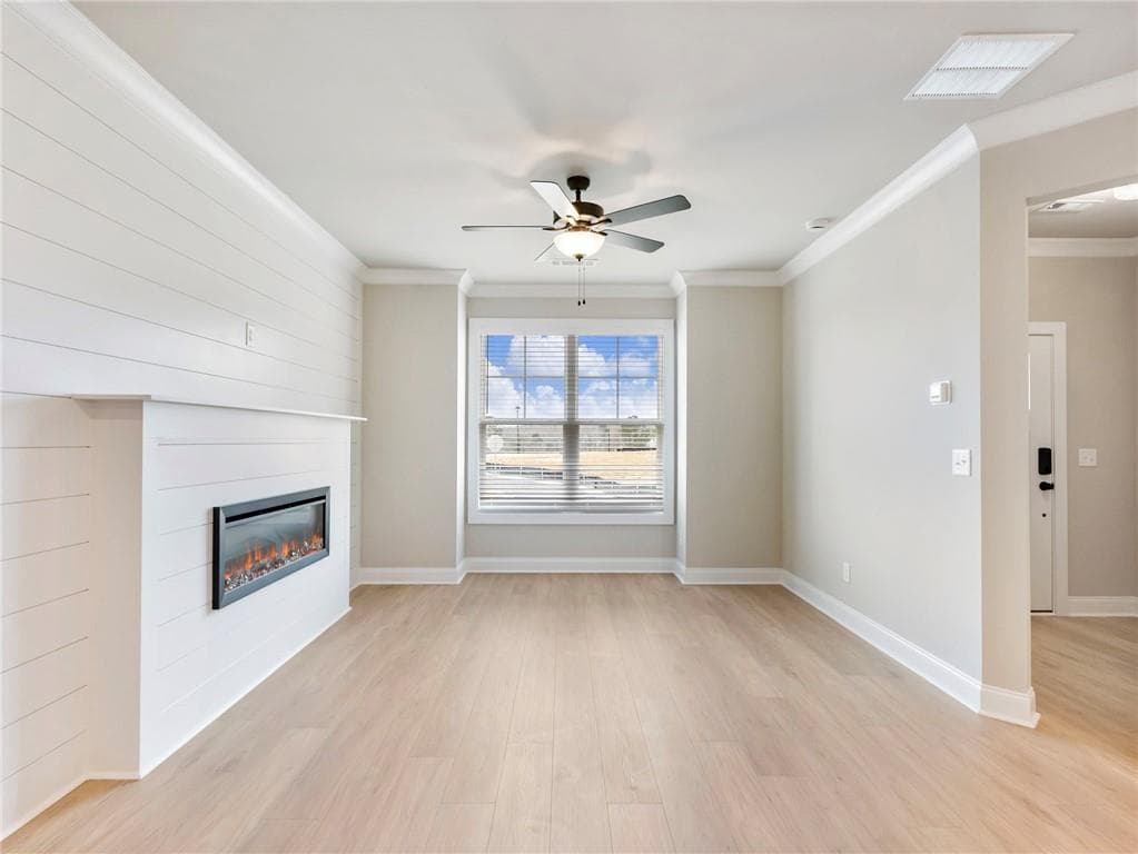 4 bedroom, 3 bathroom, 1,822 sq ft townhouse for sale at 105 Grand Highlands Lane, Winder, GA 30680 — photo 3
