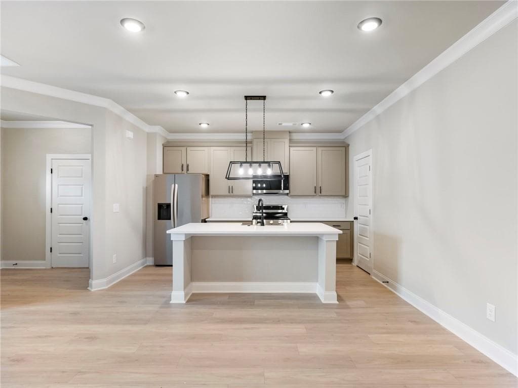 4 bedroom, 3 bathroom, 1,822 sq ft townhouse for sale at 105 Grand Highlands Lane, Winder, GA 30680 — photo 7