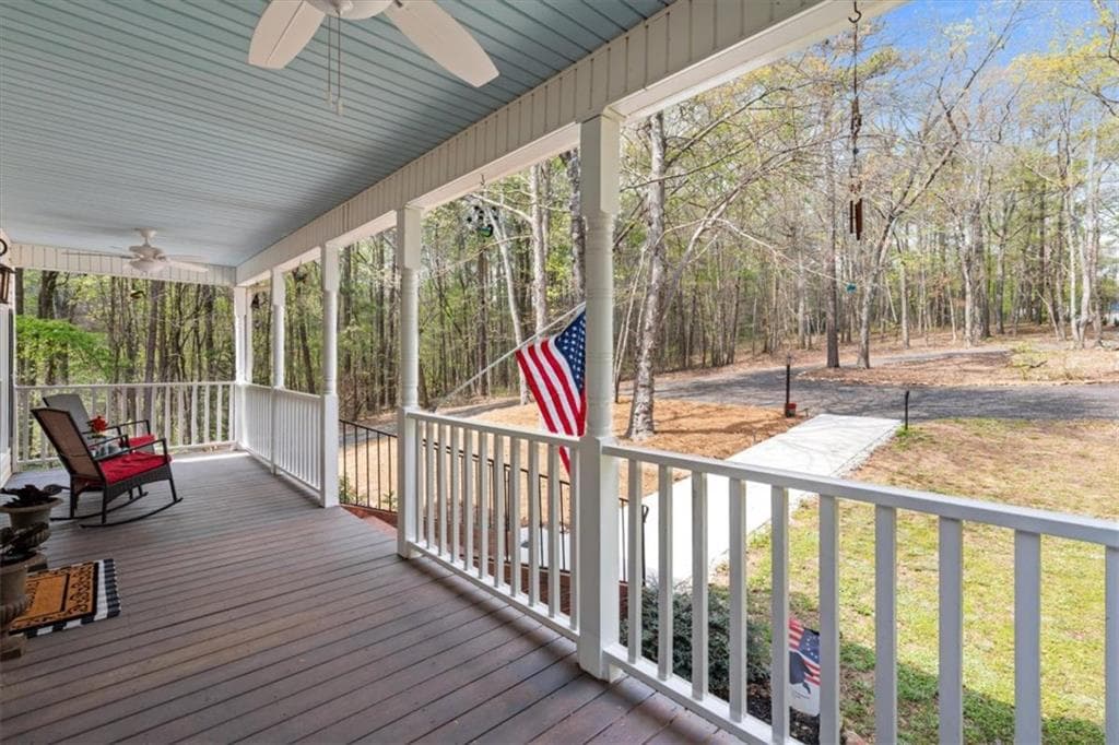 5 bedroom, 3 bathroom, 3,067 sq ft single family residence for sale at 301 Highway 5 East, Roopville, GA 30170 — photo 9