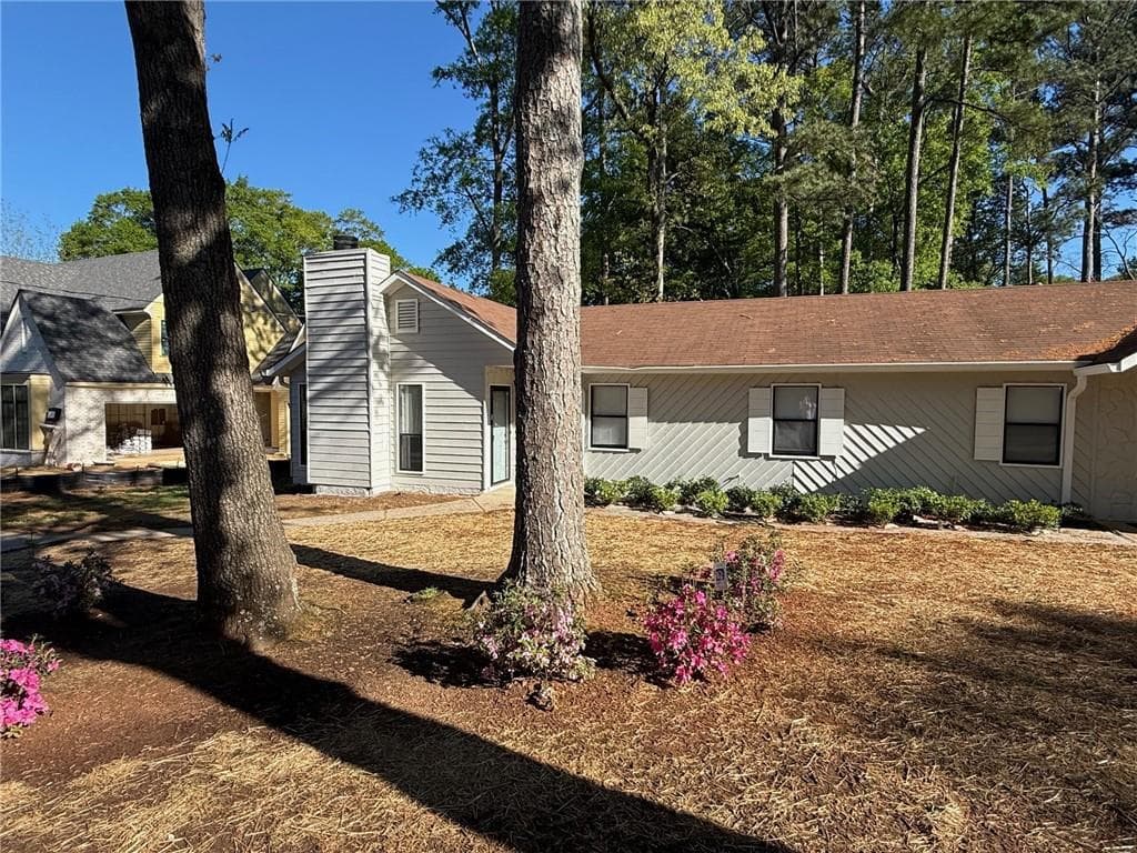 2 bedroom, 2 bathroom duplex for rent at 1601 Walker Street A, Smyrna, GA 30080 for $1,850 a month — photo 2