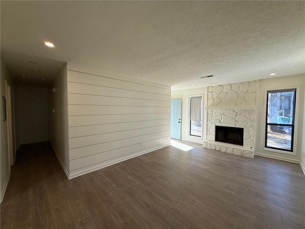 2 bedroom, 2 bathroom duplex for rent at 1601 Walker Street A, Smyrna, GA 30080 for $1,850 a month — photo 5