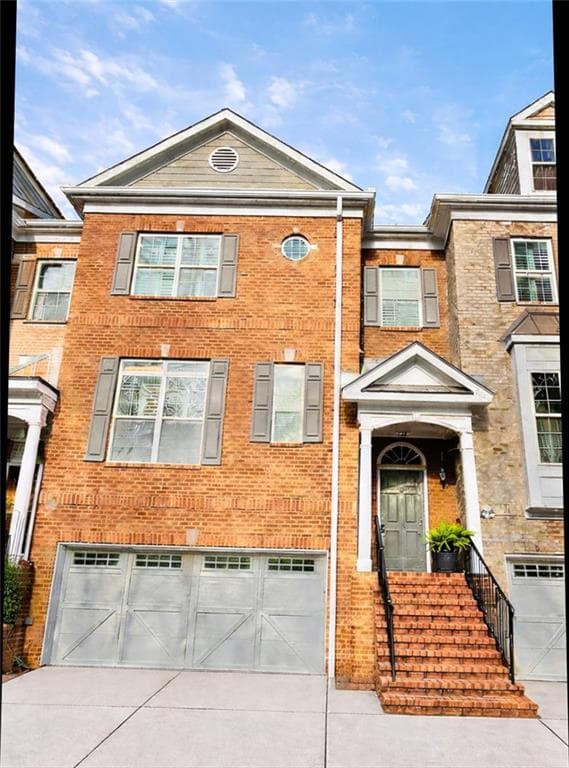 12787 Doe Drive, Alpharetta, GA 30004 — most recent listing photo