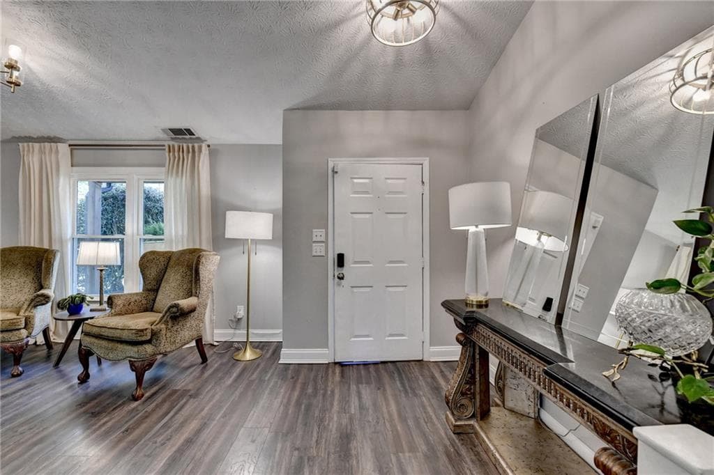 3 bedroom, 3 bathroom, 1,730 sq ft single family residence for sale at 4069 Keheley Glen Drive, Marietta, GA 30066 — photo 6