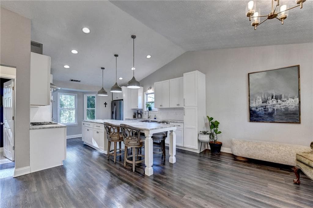3 bedroom, 3 bathroom, 1,730 sq ft single family residence for sale at 4069 Keheley Glen Drive, Marietta, GA 30066 — photo 9