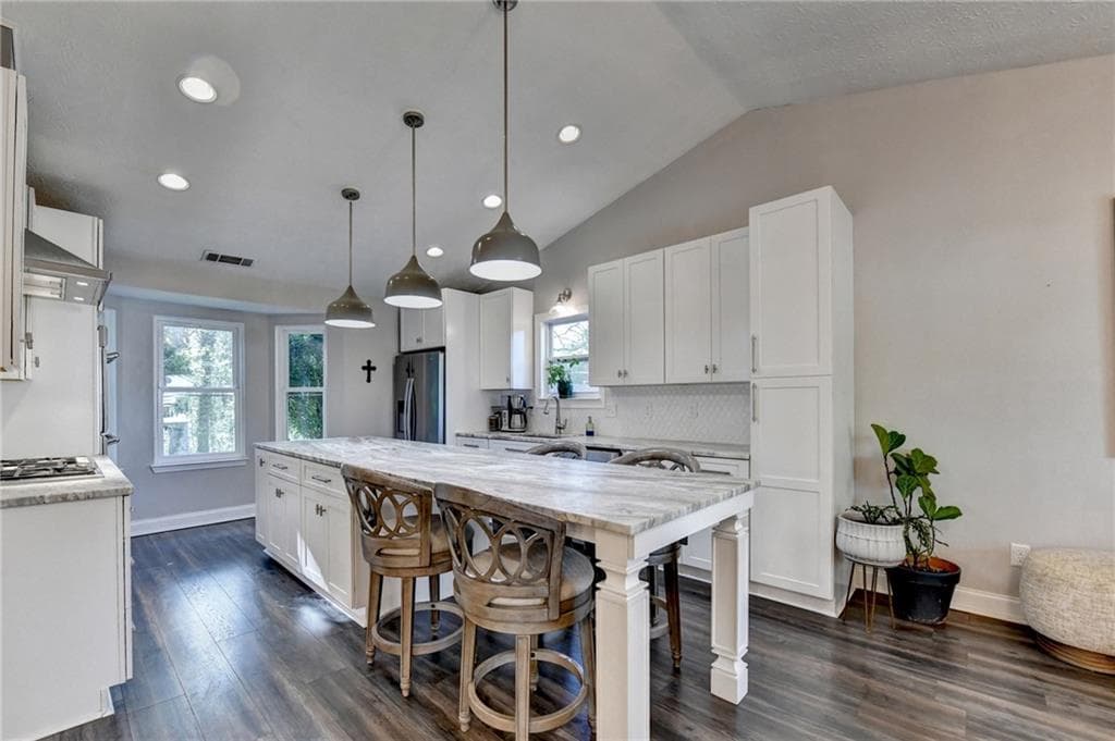 3 bedroom, 3 bathroom, 1,730 sq ft single family residence for sale at 4069 Keheley Glen Drive, Marietta, GA 30066 — photo 8