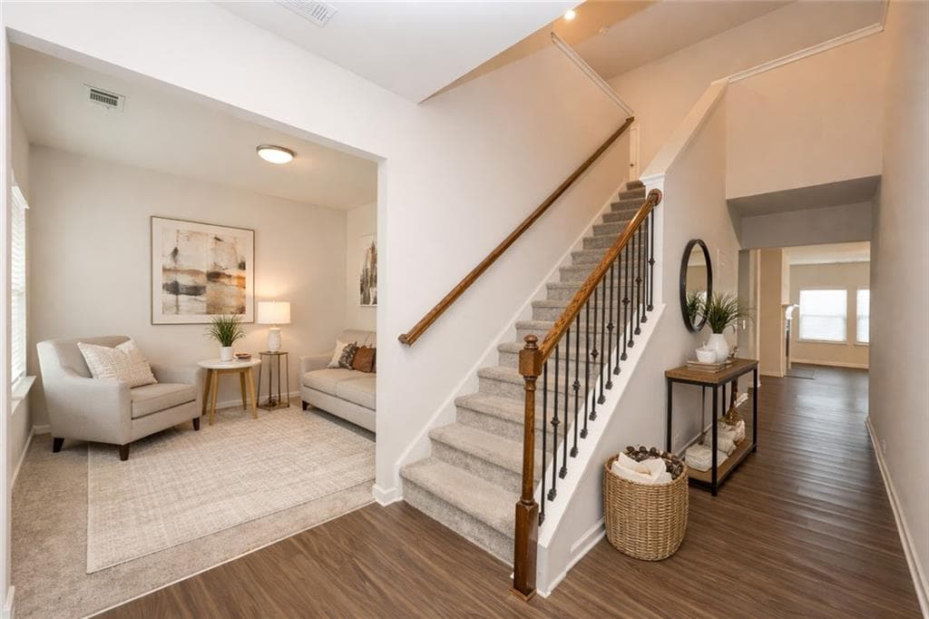 3 bedroom, 3 bathroom, 2,507 sq ft single family residence for sale at 1847 Azure Grove Court, Marietta, GA 30008 — photo 4