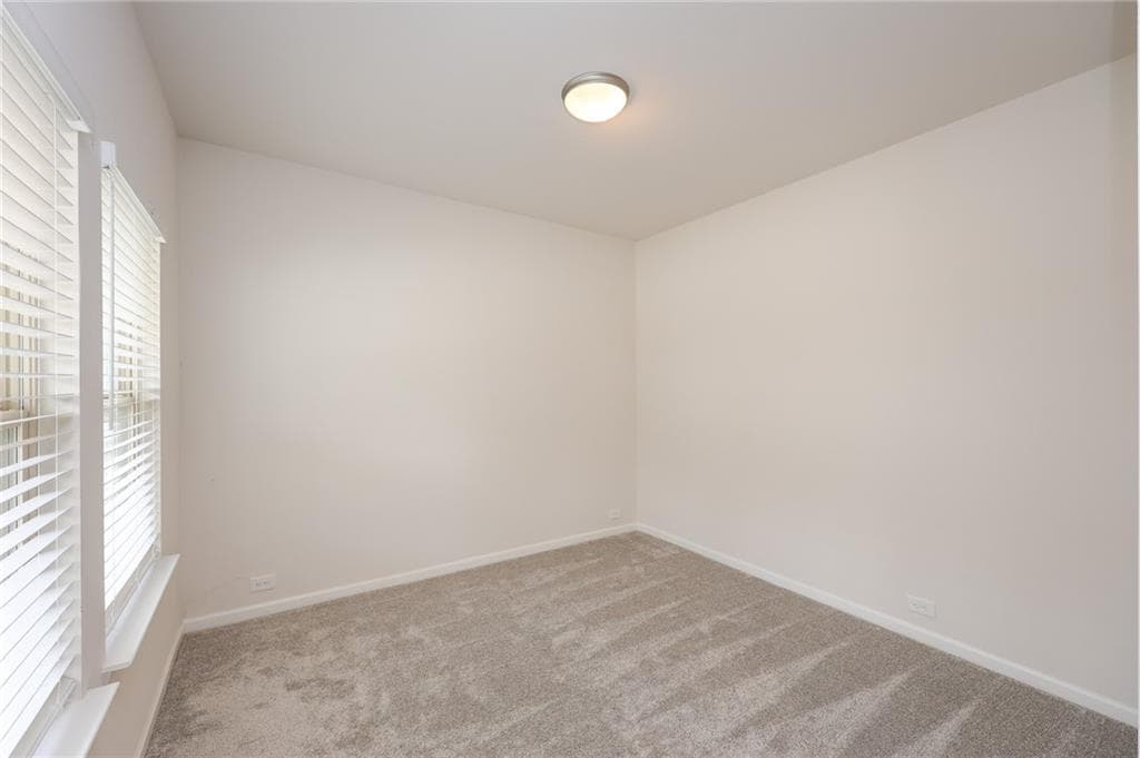 3 bedroom, 3 bathroom, 2,507 sq ft single family residence for sale at 1847 Azure Grove Court, Marietta, GA 30008 — photo 7