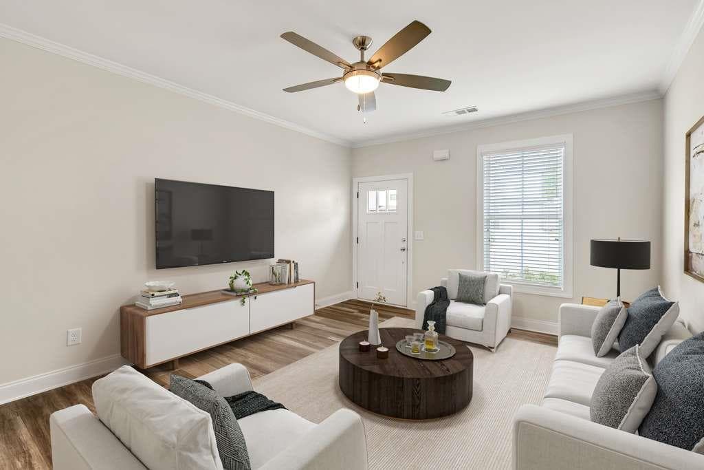 3 bedroom, 3 bathroom, 1,662 sq ft townhouse for sale at 130 Magnolia Place, Homer, GA 30547 — photo 2