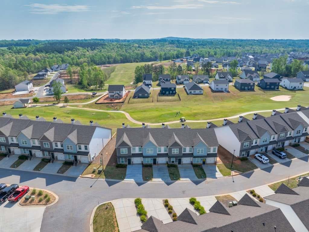 3 bedroom, 3 bathroom, 1,662 sq ft townhouse for sale at 130 Magnolia Place, Homer, GA 30547 — photo 6