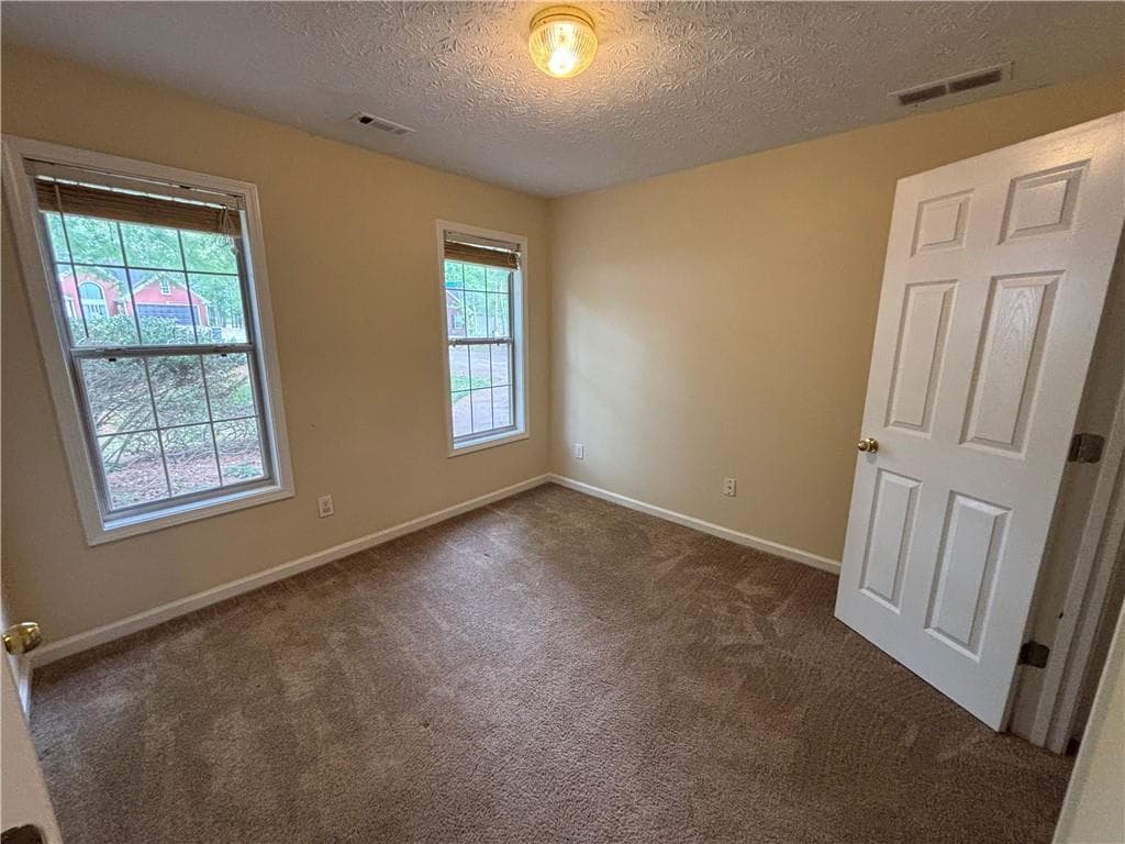 3 bedroom, 2 bathroom, 2,024 sq ft single family residence under contract at 170 Gibson Way, Covington, GA 30016 — photo 8