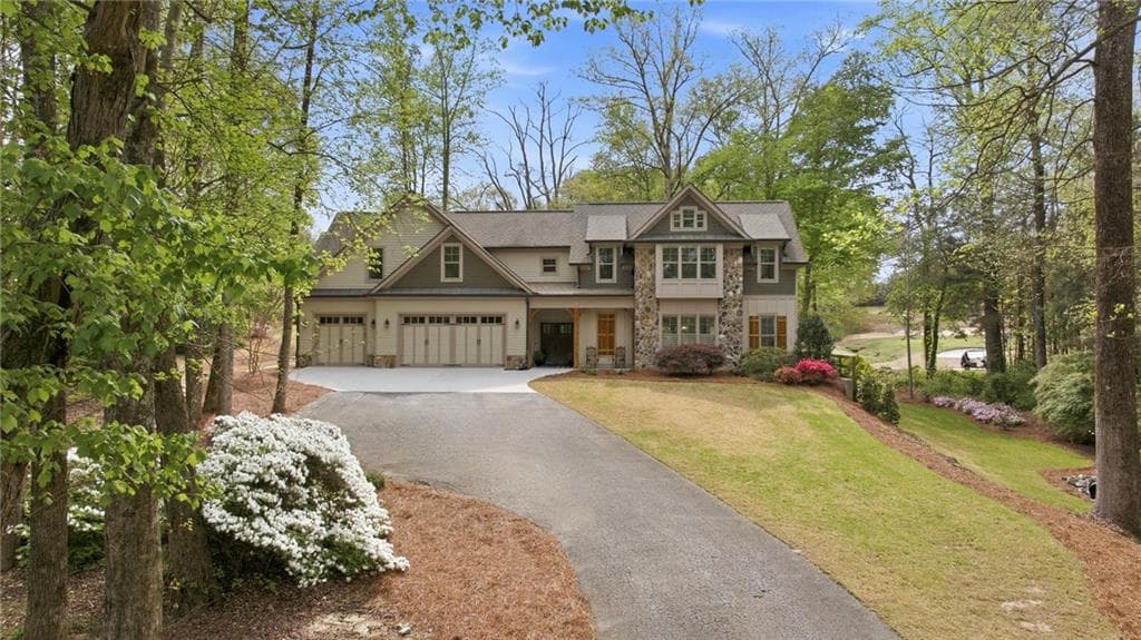 4 bedroom, 4 bathroom, 3,354 sq ft single family residence under contract at 4606 Windsor Drive, Flowery Branch, GA 30542 — photo 3
