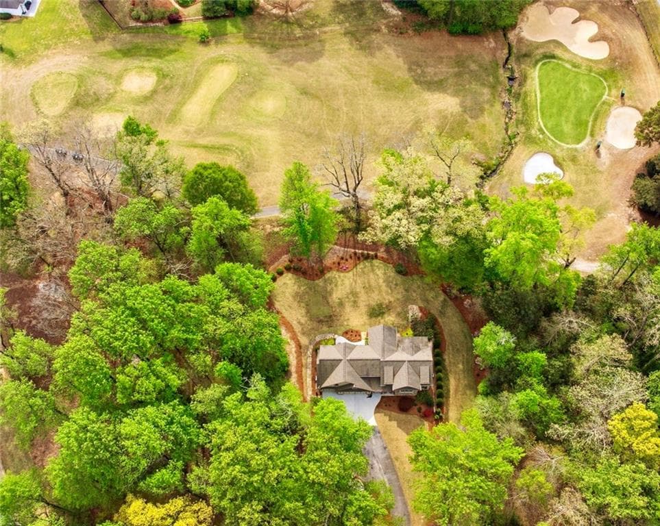 4 bedroom, 4 bathroom, 3,354 sq ft single family residence under contract at 4606 Windsor Drive, Flowery Branch, GA 30542 — photo 8