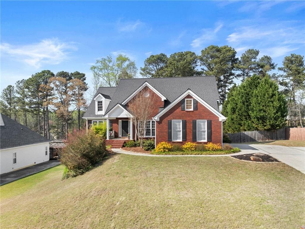 5 bedroom, 3 bathroom, 3,150 sq ft single family residence sold at 2490 Harbin Springs Cove, Dacula, GA 30019