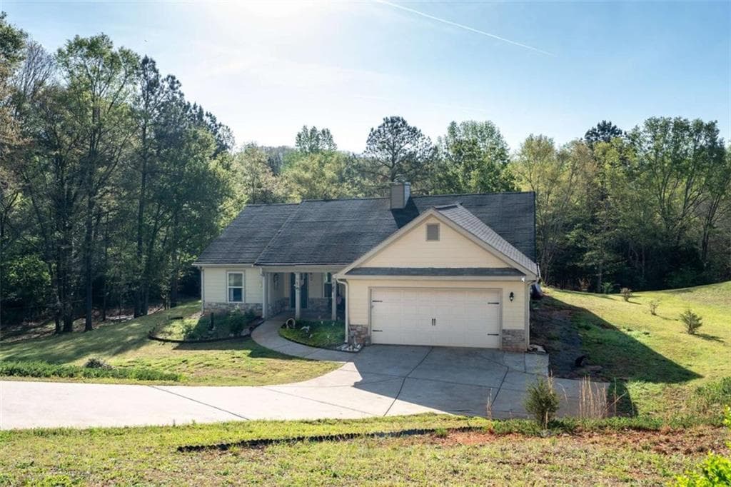 3 bedroom, 2 bathroom, 1,480 sq ft single family residence for sale at 285 Mama B Drive, Danielsville, GA 30633 — photo 3