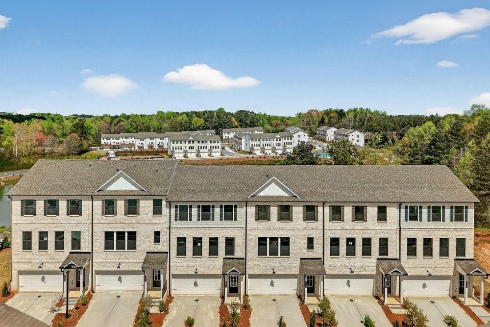 3 bedroom, 4 bathroom, 1,967 sq ft townhouse sold at 2825 Rosehall Way, Lawrenceville, GA 30044