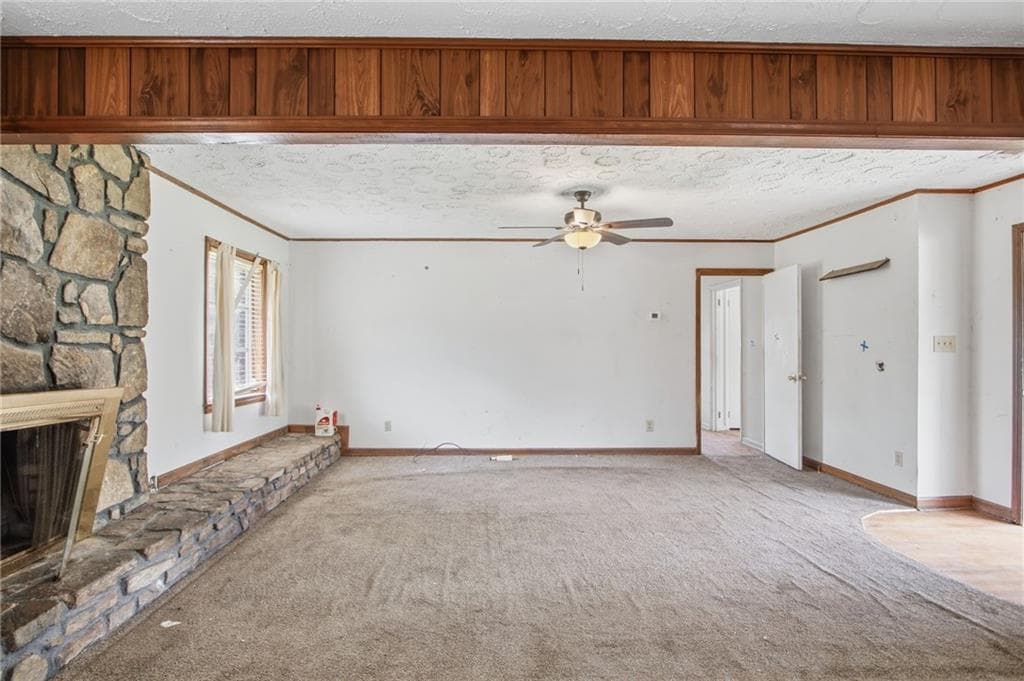 3 bedroom, 2 bathroom, 1,373 sq ft single family residence under contract at 2521 Fairview Road, Covington, GA 30016 — photo 3