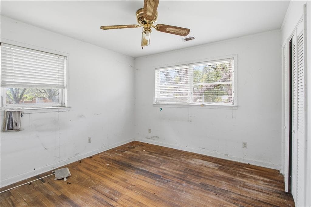 3 bedroom, 2 bathroom, 1,373 sq ft single family residence under contract at 2521 Fairview Road, Covington, GA 30016 — photo 8