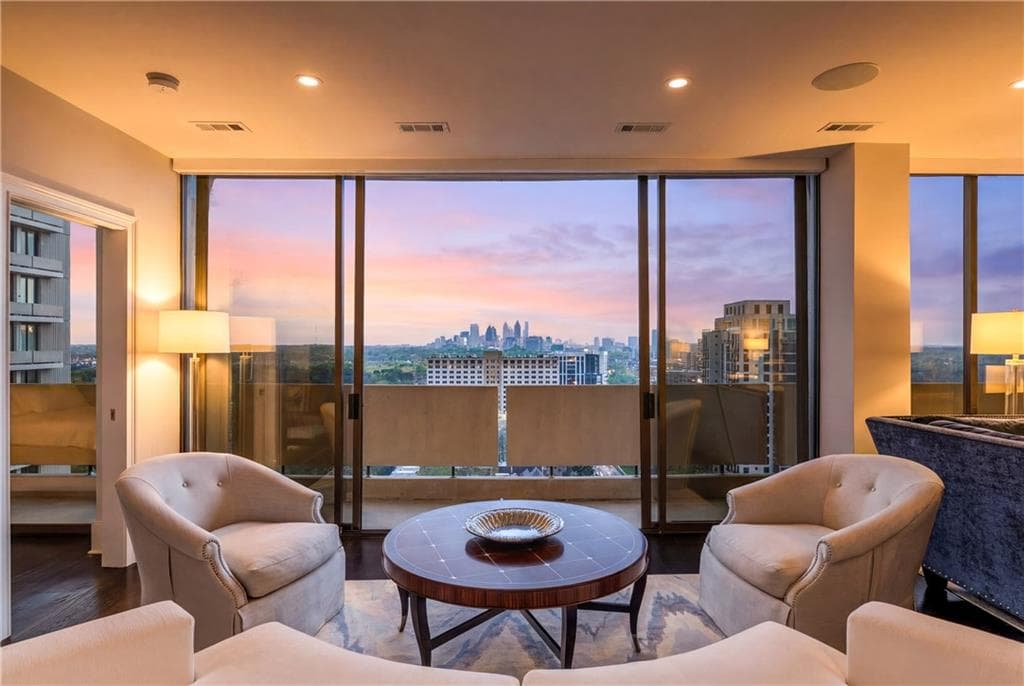 2 bedroom, 3 bathroom, 2,838 sq ft condominium for sale at 2575 Peachtree Road 22CD, Atlanta, GA 30305 — photo 2