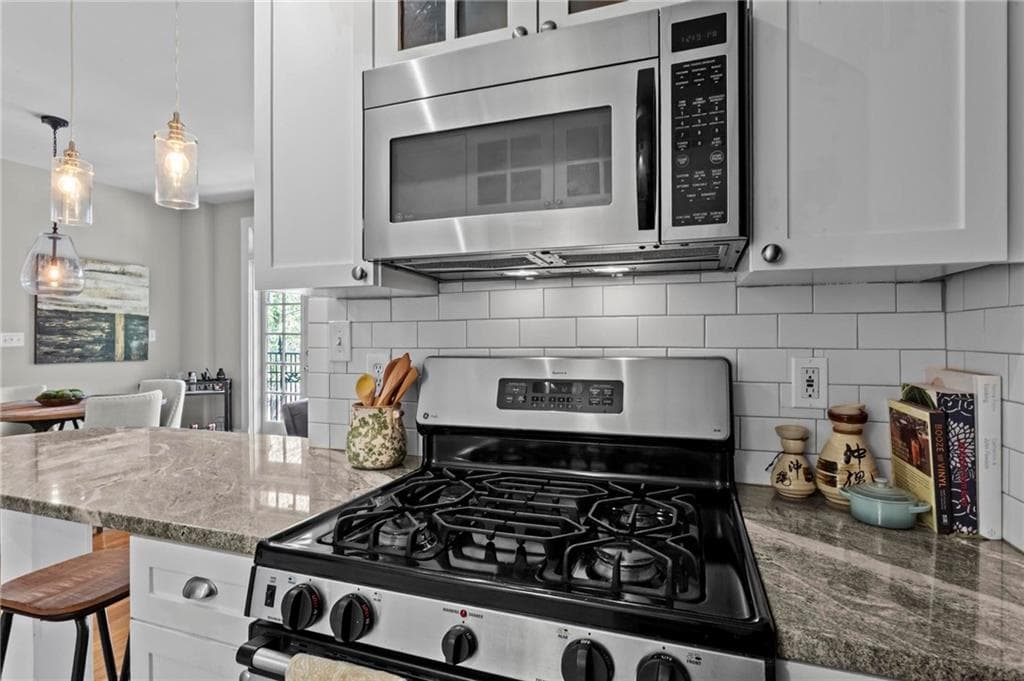 1 bedroom, 1 bathroom, 715 sq ft condominium for sale at 908 Juniper Street 207, Atlanta, GA 30309 — photo 6
