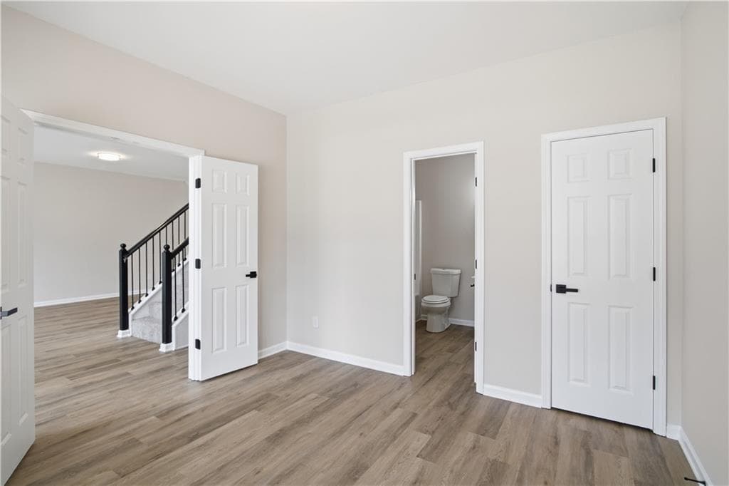 6 bedroom, 4 bathroom, 3,656 sq ft single family residence under contract at 3538 Cragstone Road, Stonecrest, GA 30038 — photo 10