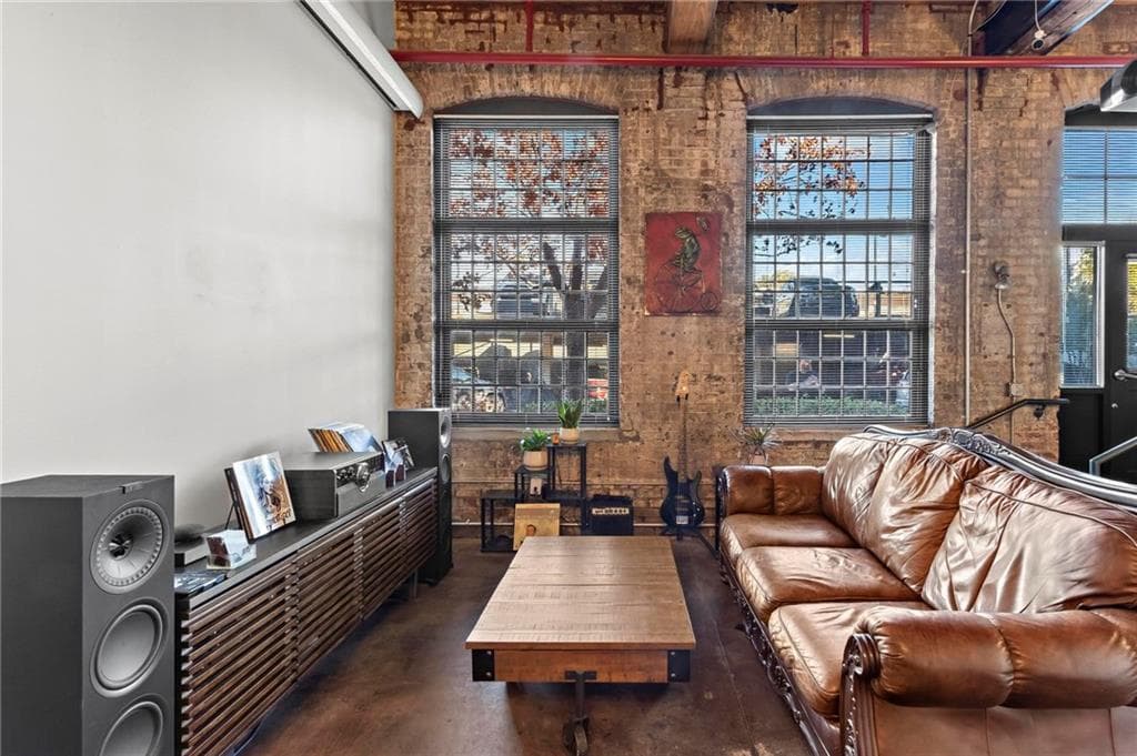 1 bedroom, 1 bathroom, 720 sq ft condominium under contract at 170 Boulevard F109, Atlanta, GA 30312 — photo 5