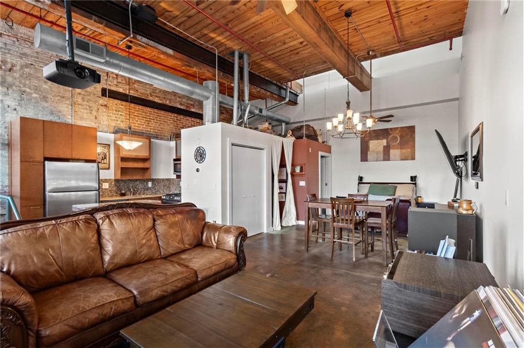 1 bedroom, 1 bathroom, 720 sq ft condominium under contract at 170 Boulevard F109, Atlanta, GA 30312 — photo 6