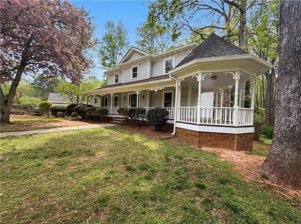 3 bedroom, 3 bathroom, 3,846 sq ft single family residence for sale at 4479 Alpine Court, Snellville, GA 30039 — photo 9