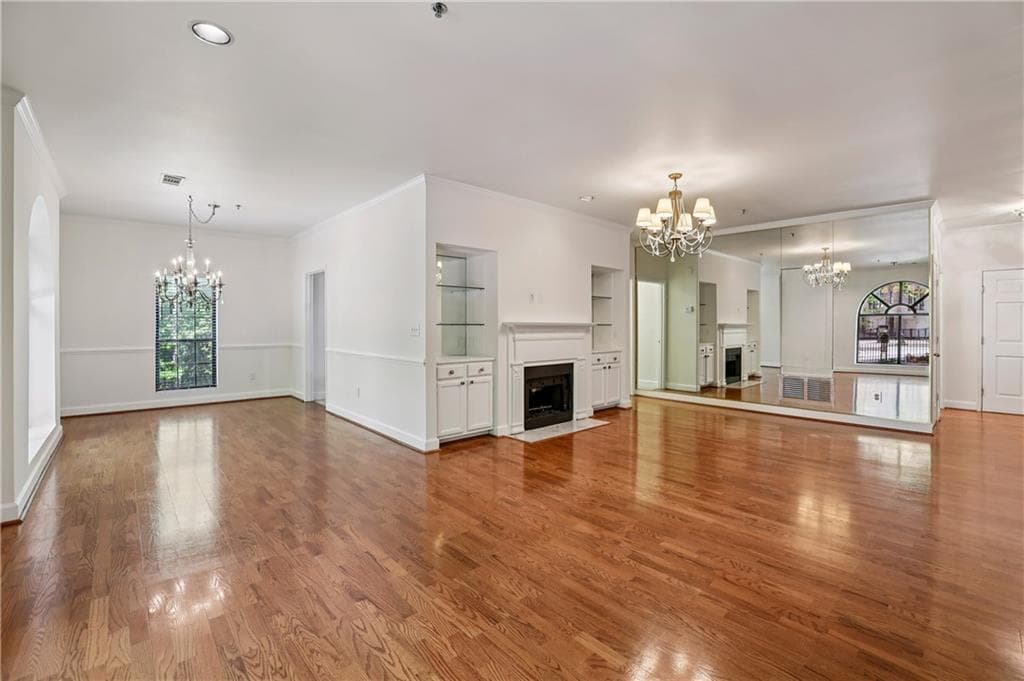 2 bedroom, 3 bathroom, 1,798 sq ft condominium for sale at 2865 Lenox Road 209, Atlanta, GA 30324 — photo 8