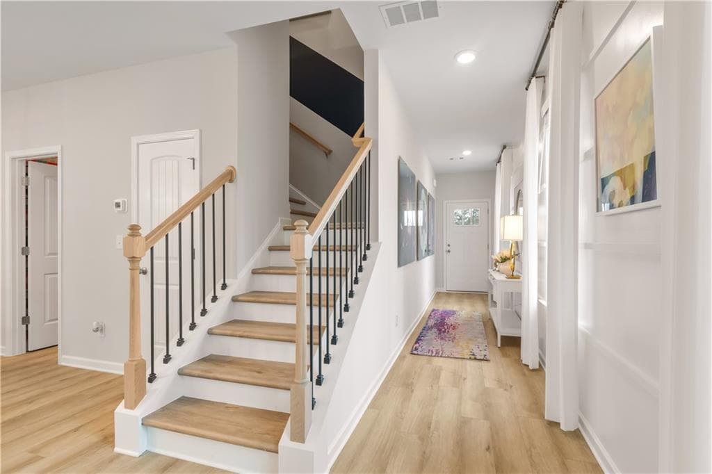 3 bedroom, 3 bathroom, 1,941 sq ft townhouse under contract at 236 Sanctuary Drive, Mcdonough, GA 30253 — photo 4