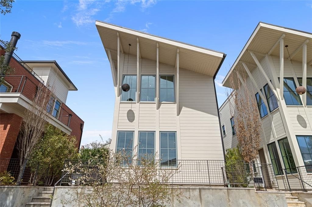 3 bedroom, 3 bathroom, 1,512 sq ft single family residence for sale at 155 Breakspear Lane, Fayetteville, GA 30214 — photo 3