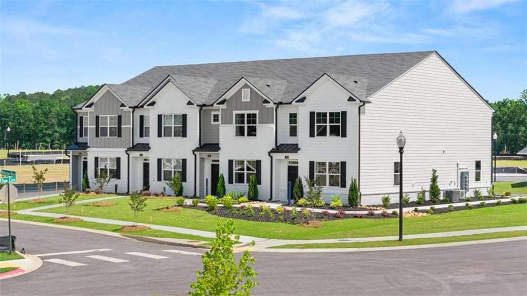 3 bedroom, 3 bathroom, 1,655 sq ft townhouse for sale at 416 Reflection Drive, Stockbridge, GA 30281 — photo 7
