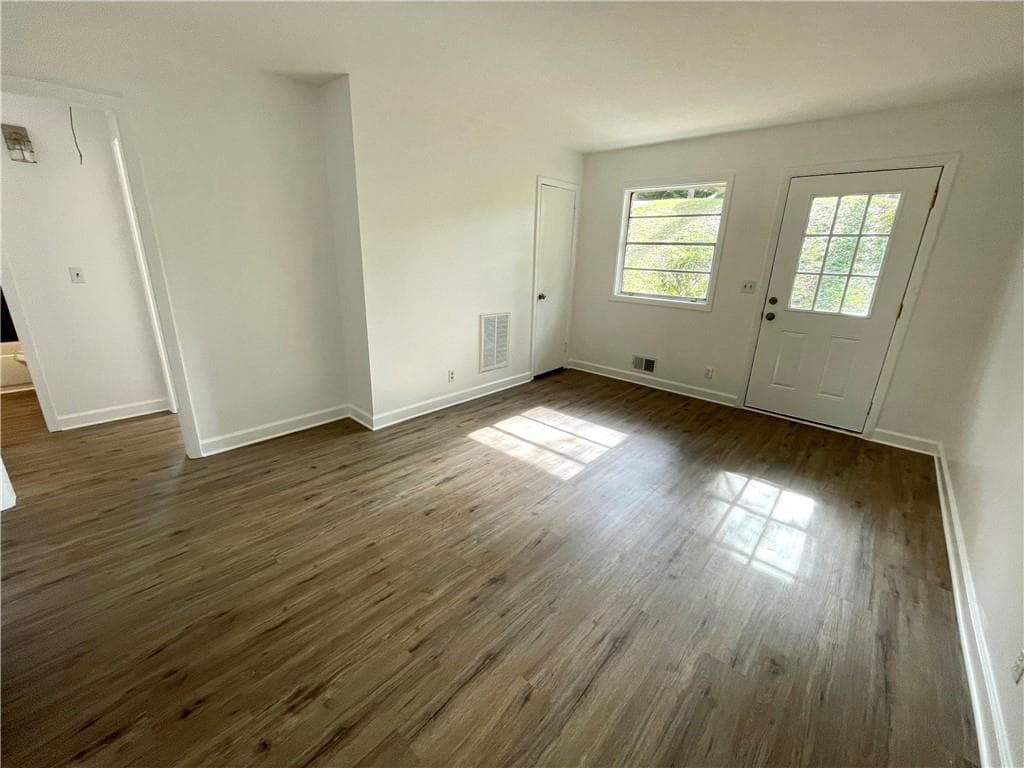 2 bedroom, 1 bathroom, 850 sq ft duplex for rent at 2908 Skyland Drive, Brookhaven, GA 30341 for $1,575 a month — photo 10