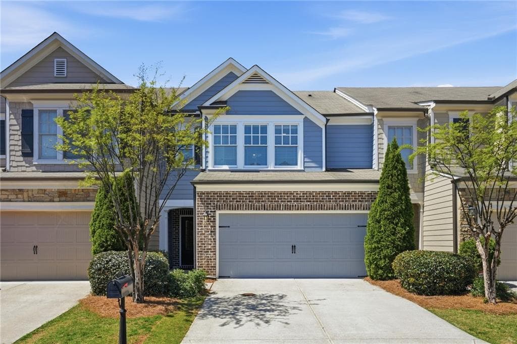 725 Duberry Street, Alpharetta, GA 30004 — most recent listing photo