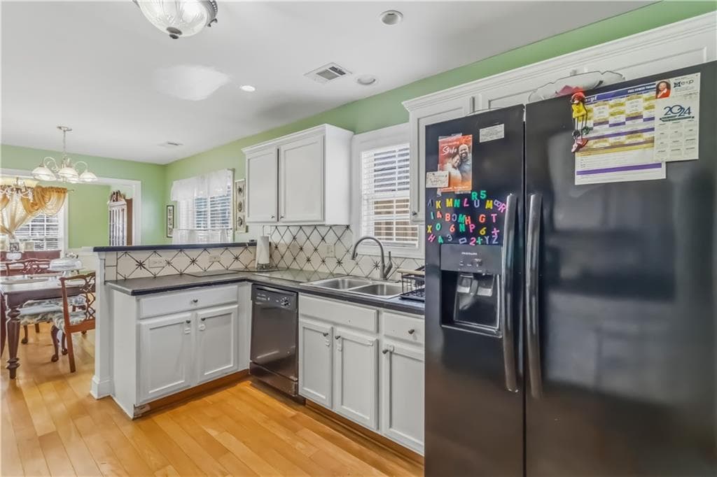 4 bedroom, 3 bathroom, 2,958 sq ft single family residence for sale at 2280 Hickory Station Circle, Snellville, GA 30078 — photo 9