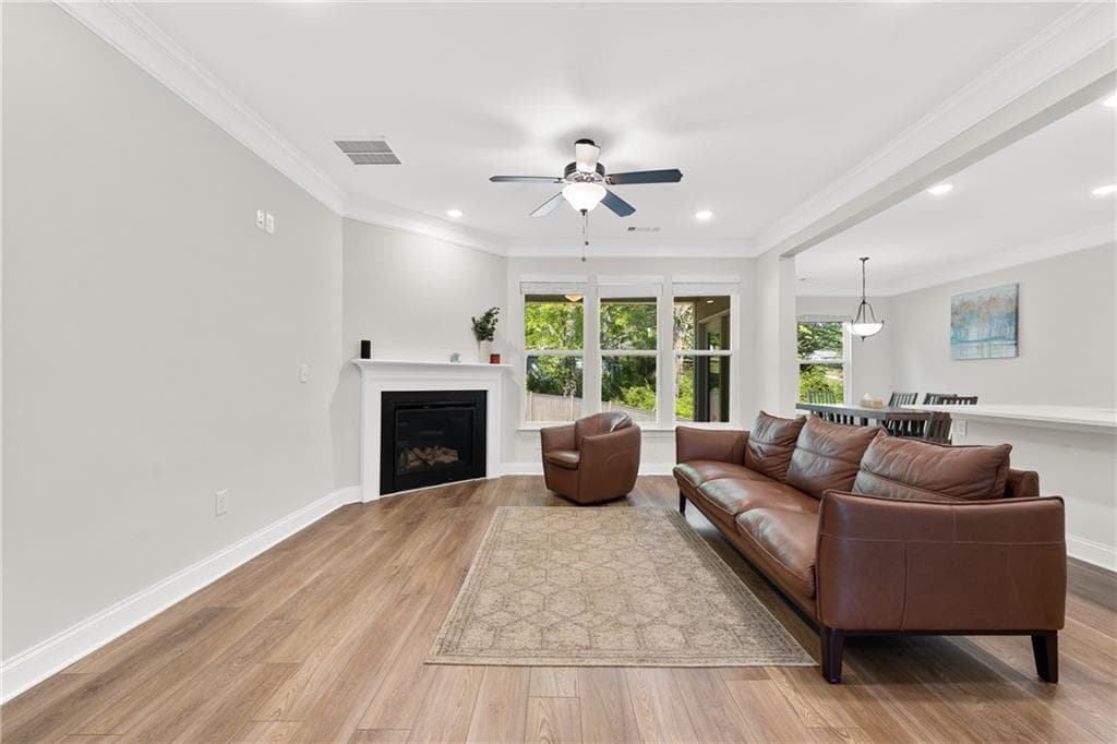 4 bedroom, 3 bathroom, 2,652 sq ft single family residence for sale at 6870 Kate Lane, Flowery Branch, GA 30542 — photo 10