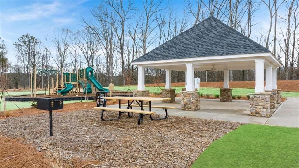 3 bedroom, 3 bathroom, 1,655 sq ft townhouse for sale at 404 Reflection Drive, Stockbridge, GA 30281 — photo 7