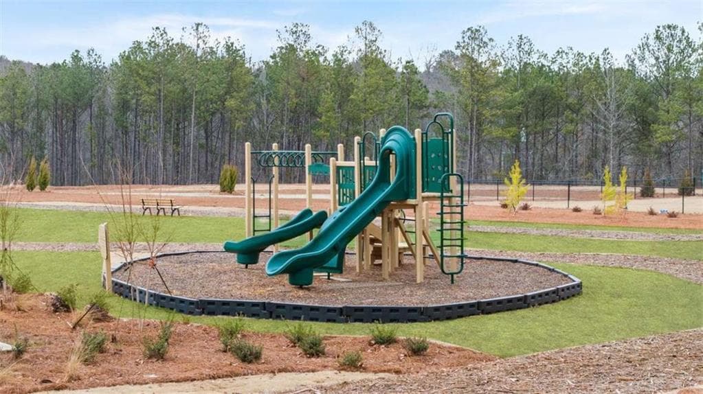 3 bedroom, 3 bathroom, 1,655 sq ft townhouse for sale at 412 Reflection Drive, Stockbridge, GA 30281 — photo 9