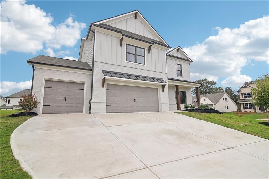 5 bedroom, 3 bathroom, 2,535 sq ft single family residence under contract at 39 Cardinal Ridge Court, Winder, GA 30680 — photo 2