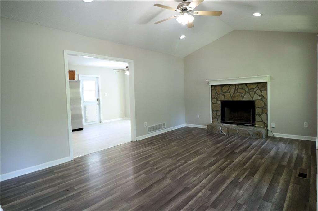 4 bedroom, 2 bathroom, 1,740 sq ft single family residence under contract at 192 Deerfield Drive, Hiram, GA 30141 — photo 4