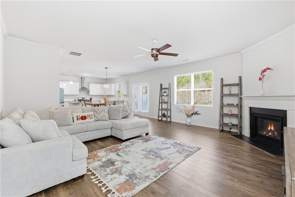 5 bedroom, 3 bathroom, 3,023 sq ft single family residence for sale at 4910 Bramblett Grove Place, Cumming, GA 30040 — photo 6