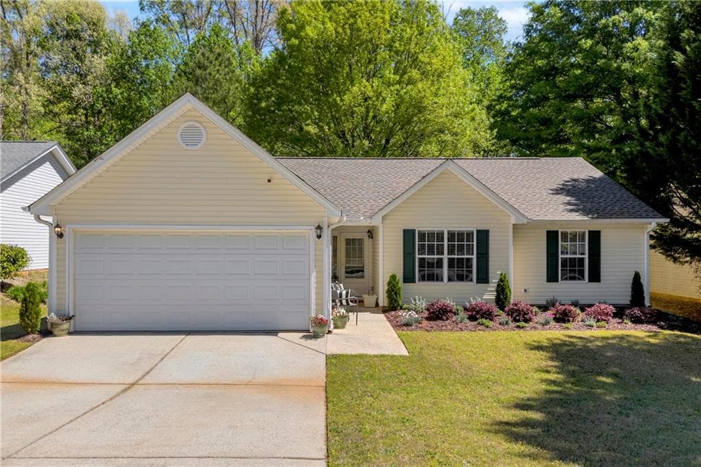 3 bedroom, 2 bathroom, 1,429 sq ft single family residence sold at 132 Amelia Creek Way, Lawrenceville, GA 30045