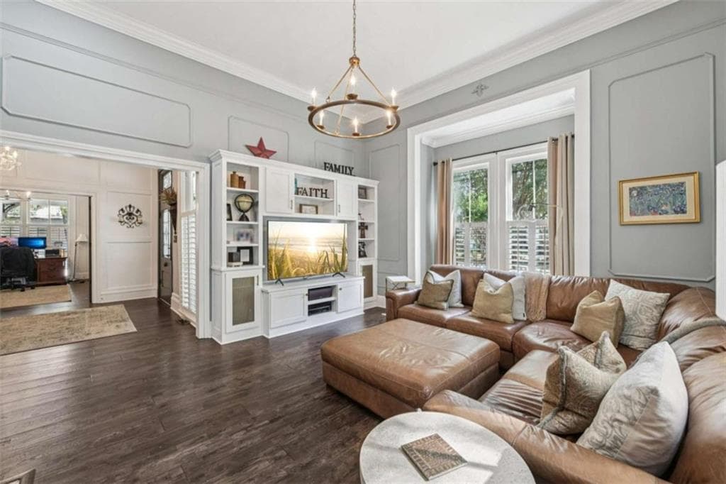 5 bedroom, 3 bathroom, 3,651 sq ft single family residence for sale at 207 E Hightower Trail, Social Circle, GA 30025 — photo 8