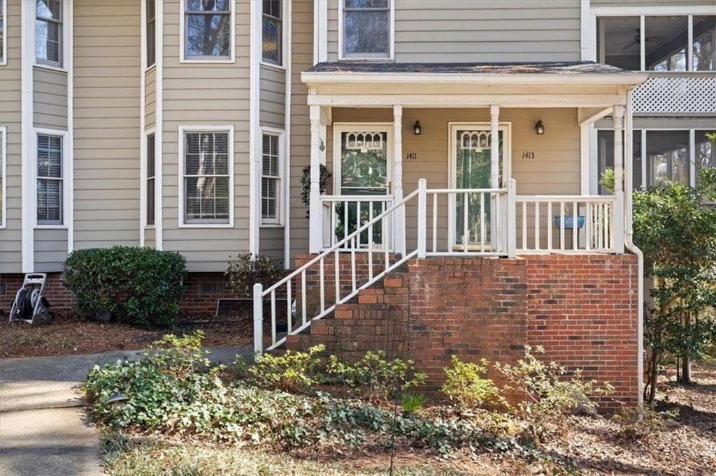 1411 Oakridge Circle, Decatur, GA 30033 — most recent listing photo