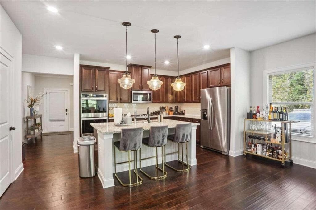 3 bedroom, 2 bathroom, 1,916 sq ft single family residence for rent at 1122 Hibiscus Way, Mableton, GA 30126 for $2,700 a month — photo 9