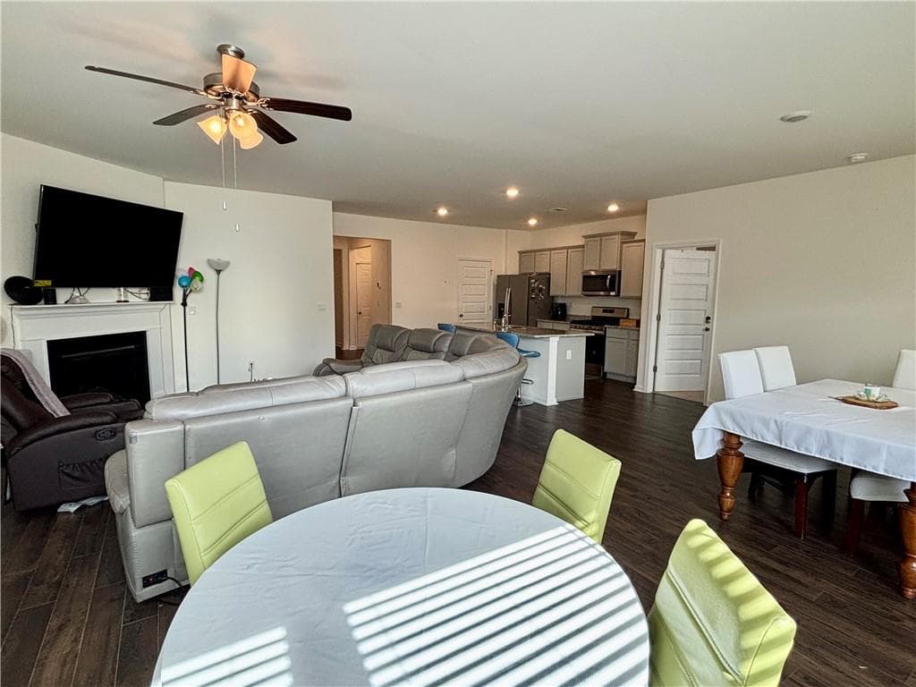 3 bedroom, 2 bathroom, 1,714 sq ft single family residence for rent at 95 CONDOR Court, Statham, GA 30666 for $1,950 a month — photo 9