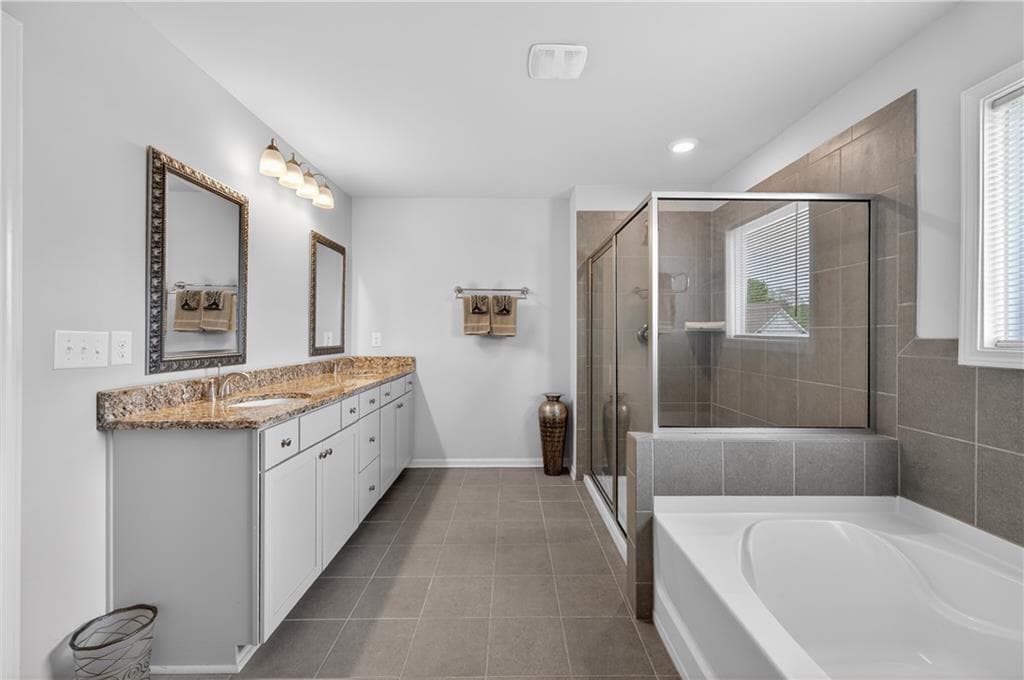 3 bedroom, 3 bathroom, 2,250 sq ft single family residence for sale at 6497 Crosscreek Lane, Flowery Branch, GA 30542 — photo 7