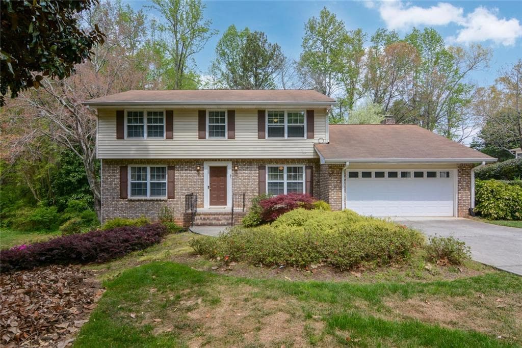 2468 Mary Briggs Court, Dunwoody, GA 30360 — most recent listing photo