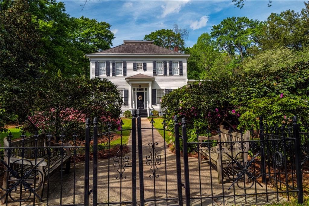 4 bedroom, 4 bathroom, 3,661 sq ft single family residence for sale at 5160 Echols Street, Covington, GA 30014