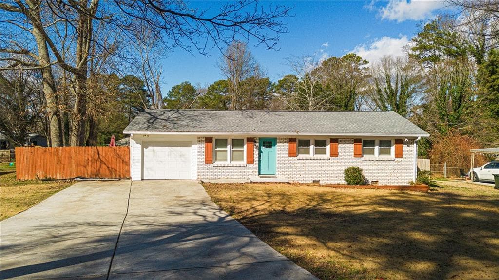 3 bedroom, 1 bathroom, 960 sq ft single family residence sold at 2356 Wynona Drive, Marietta, GA 30060